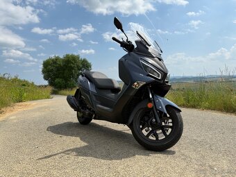 Sym Joymax Z+ 125cm3 - 2