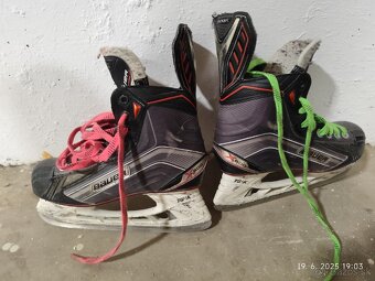 Hokejové detské korčule Bauer Vapor x600, veľkosť 38,5 - 2