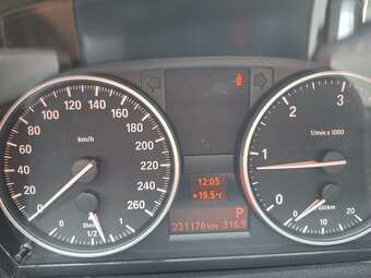 Predám BMW 320D kombi automat, 2011 - 2