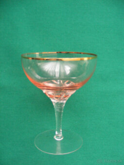 rôzne poháre, poháriky - 2