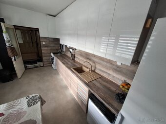 Predam 5 izbovy rodinny dom - 2