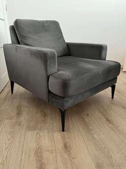 Kreslo a taburet - 2