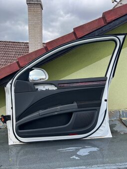 Superb 2 predné dvere - 2