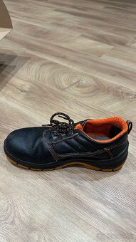 Pracovná obuv - 2