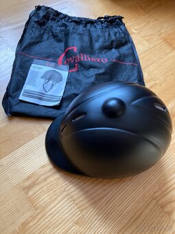 Jazdecká prilba + box - 2