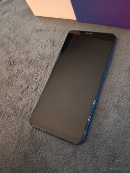 Xiaomi Mi 8 lite 4/64 - 2