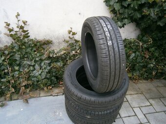 Predám 4x letné pneu Continental 175/65 R15 84HML - 2