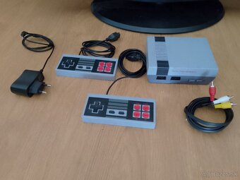 Mini retro konzola - 2