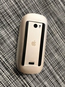 Apple Magic Mouse 1 - 2