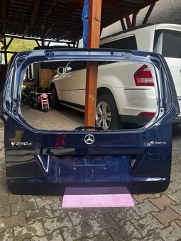 Zadné dvere/kufor na Mercedes - 2