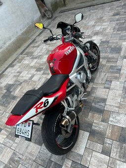 Yamaha R6 2003 - 2