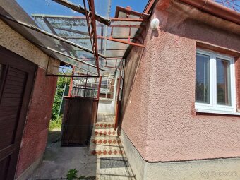 EXKLUZÍVNE na predaj 4-izbový RD v obci Bošany. - 2