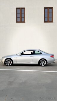 BMW e92 330i (200kw) 6q manual - 2