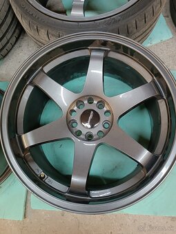 Japan Racing JR 3 5x114,3 R19 - 2