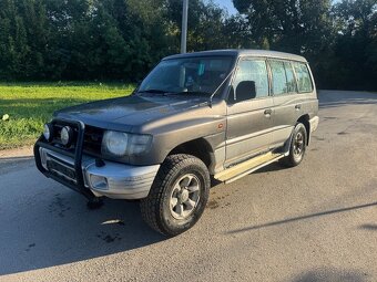 Mitsubishi pajero 3.0v6 24v - 2