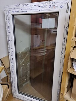 Nové vchodové dvere biele plus nové okno - 2