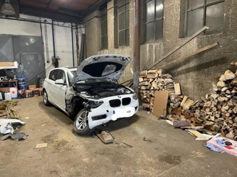 Predam havarovane BMW 116i - 2
