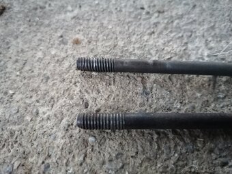 Predám svorníky na Jawa 05, 20, 21, 23 pionier mustang, 555 - 2