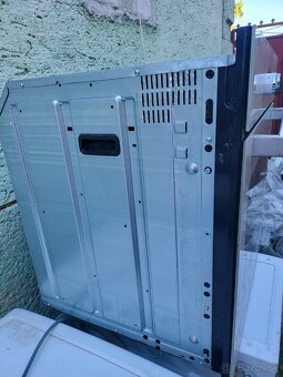 Vstavaná rúra Beko. - 2