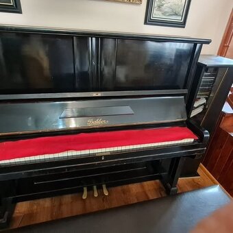 Klavír značky Dalibor - 2