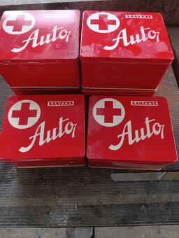 Retro auto lekárnička - 2