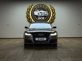 Audi S8 PLUS Quattro - 2