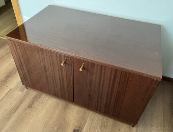 Obývacia stena - skrinky - 2