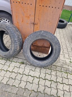 245/65 r17 toyo open country A/T - 2