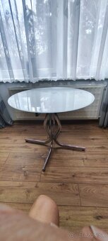 Jedalenský stôl - 2