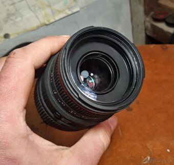 Sigma APO DG Macro 70-300 mm - 2