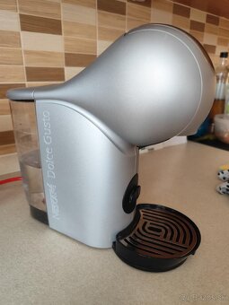 Predám kapsulový kávovar Nescafe Dolce Gusto Genio S Touch - 2