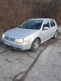 VW Golf IV - 2