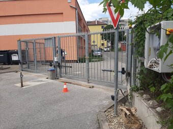 Stavebne a zamocnicke prace, montovane domy a haly - 2