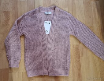 Elegantný kardigan a tričko s dlhými rukávmi. - 2