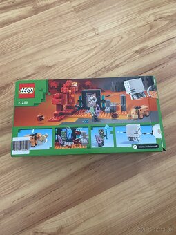 Lego Minecraft 21255 - 2