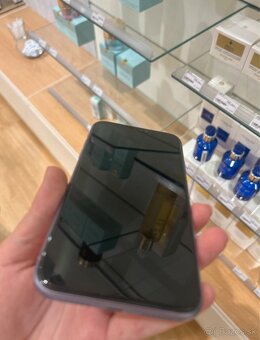 Iphone 11 128gb purple - 2