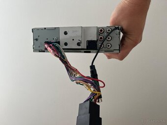 Kenwood KDC-5047U - 2