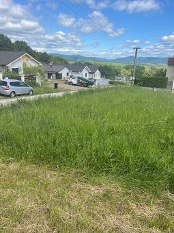 Predaj väčšieho pozemku na stavbu domu v obci Prestavlky. - 2