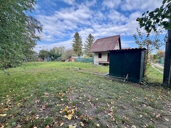 Na predaj chata s 5 ár pozemkom pri mŕtvom ramene Nitry - 2