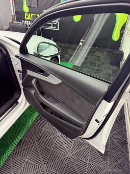 Audi A4 B9 2.0 TDI Automat 2016 TOP STAV Bohata vybava - 2