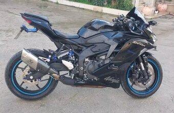 Na  predaj Nový ladený univerzálny moto výfuk Akrapovič - 2