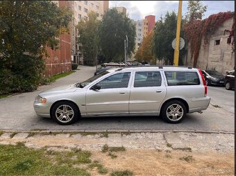 - Predám VOLVO V70 D5 - dohoda možná - 2