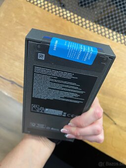 Samsung galaxy S25 neotvorený - 2