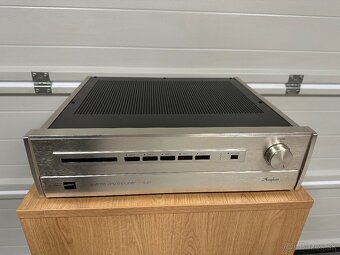 Predám Accuphase C-222 - 2