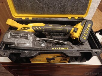 Vibrator na dlazby - 2