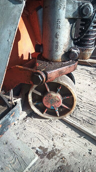 Paletový vozík 2t - 2