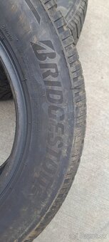 Bridgestone Blizzak LM005 215/60 R16 99H - 2