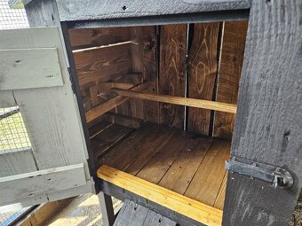 Predám kurín pre 5 sliepok - 2