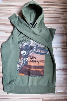 Chapter young mikina - 2