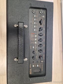 Predám gitarové kombo VOX VT20X - 2